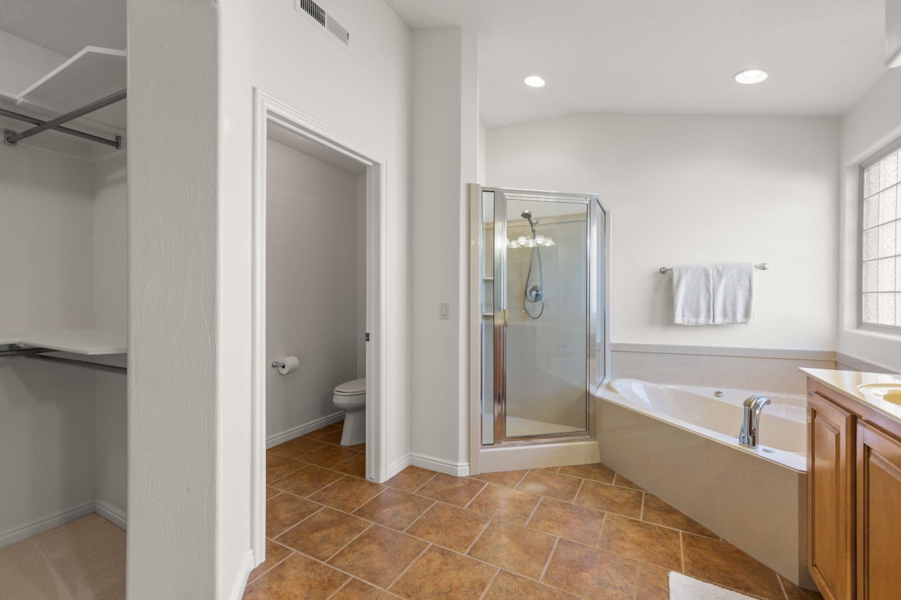 1730 W Stonebridge DR #19 St George, UT 84770 home for sale, MLS#25-267553 - Erika Rogers Photo 15