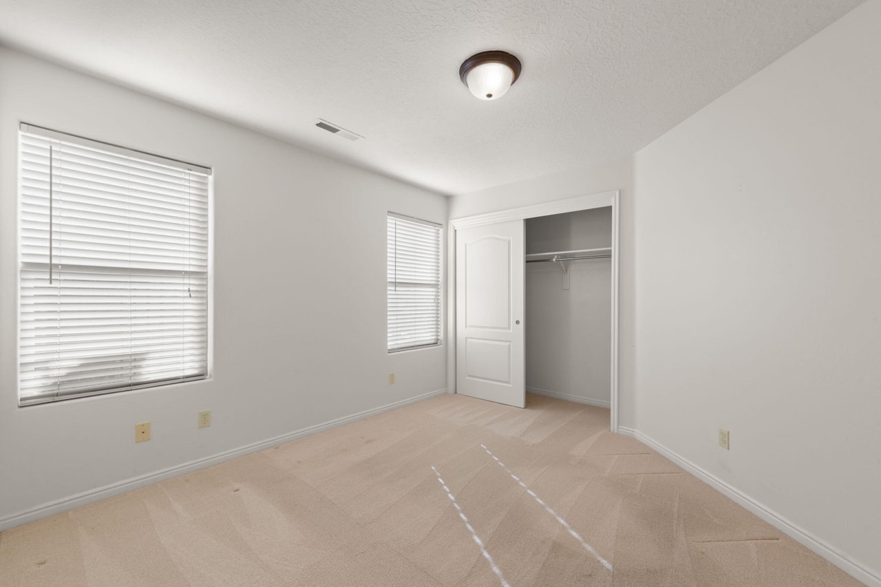 1730 W Stonebridge DR #19 St George, UT 84770 home for sale, MLS#25-267553 - Erika Rogers Photo 16