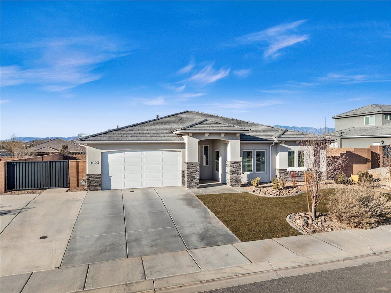 1623 E Sunshine Trl St George, UT 84790 home for sale, MLS#25-267554 - Erika Rogers Photo 27