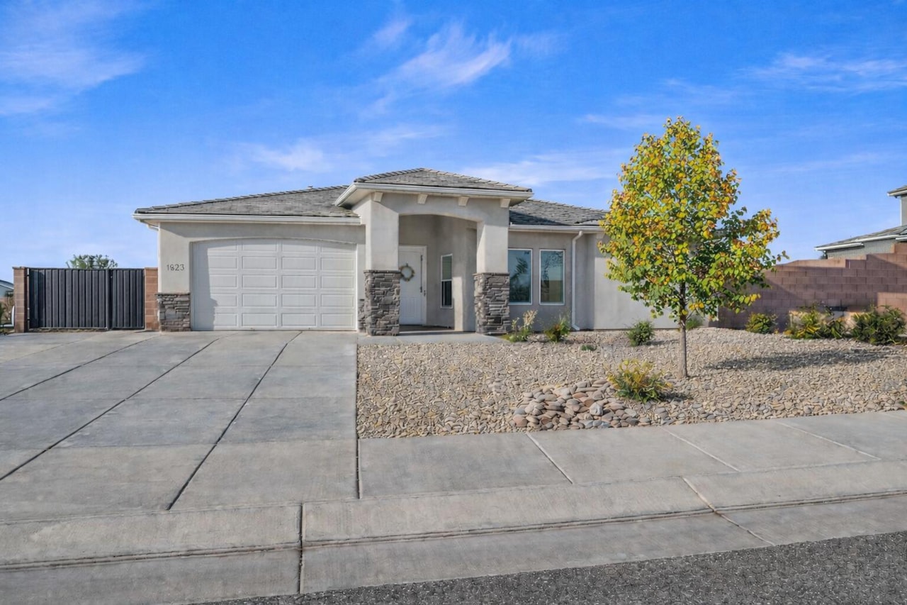 1623 E Sunshine Trl St George, UT 84790 home for sale, MLS#25-267554 - Erika Rogers Photo 35