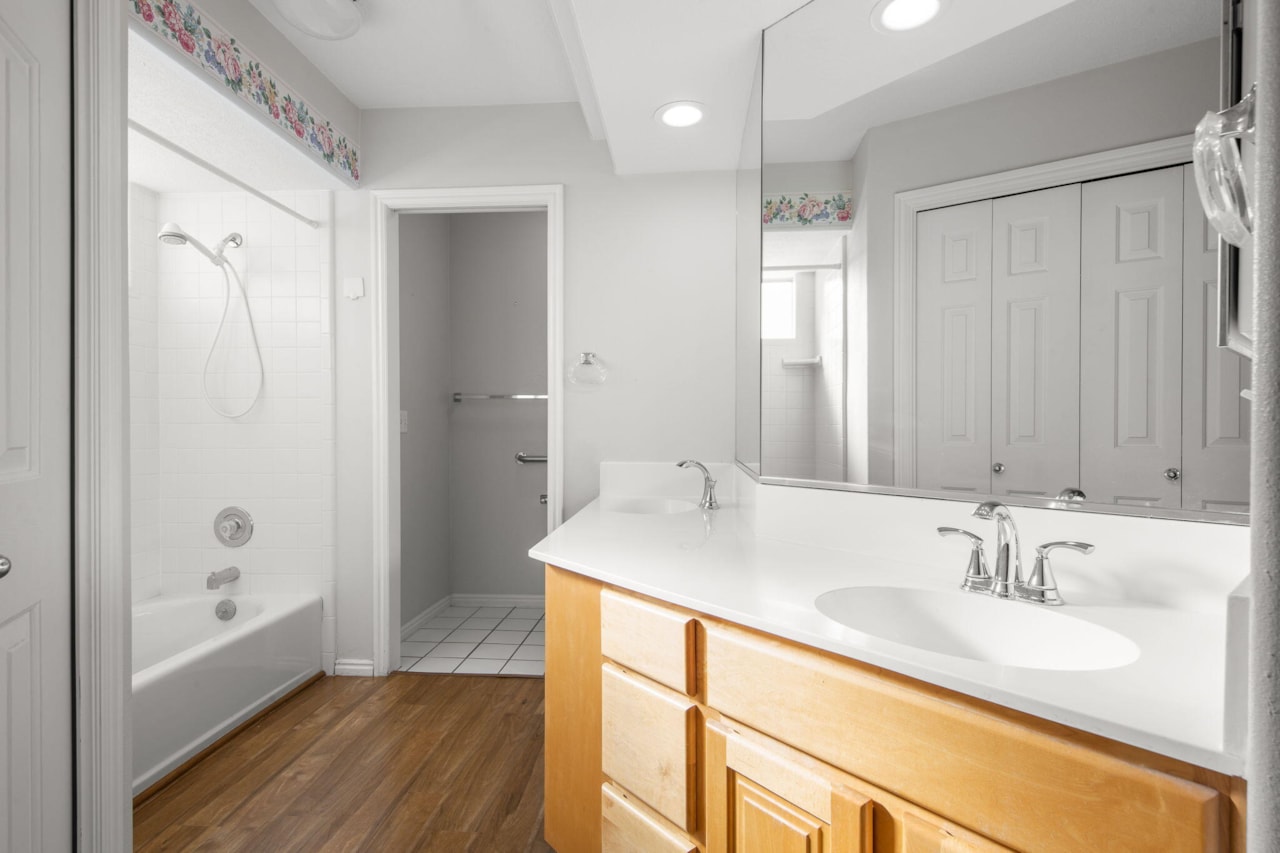 39 N Valley View DR #99 St George, UT 84770 home for sale, MLS#25-267050 - Erika Rogers Photo 13