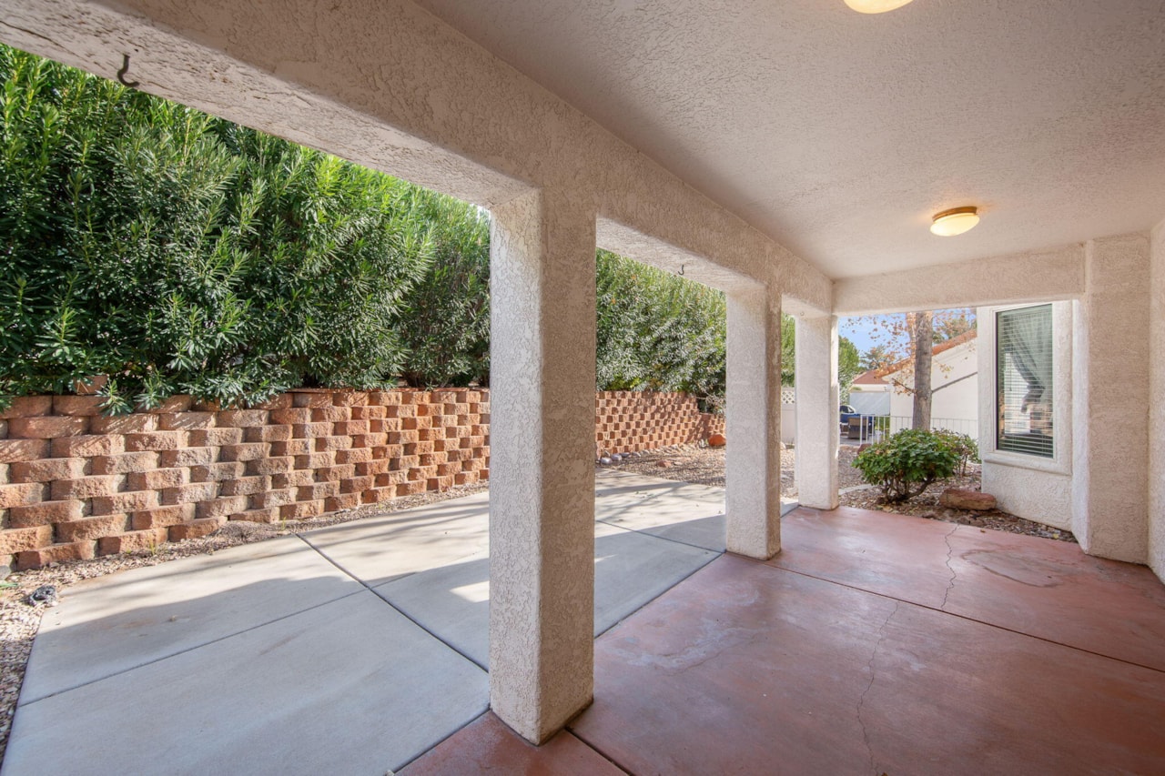 39 N Valley View DR #99 St George, UT 84770 home for sale, MLS#25-267050 - Erika Rogers Photo 19