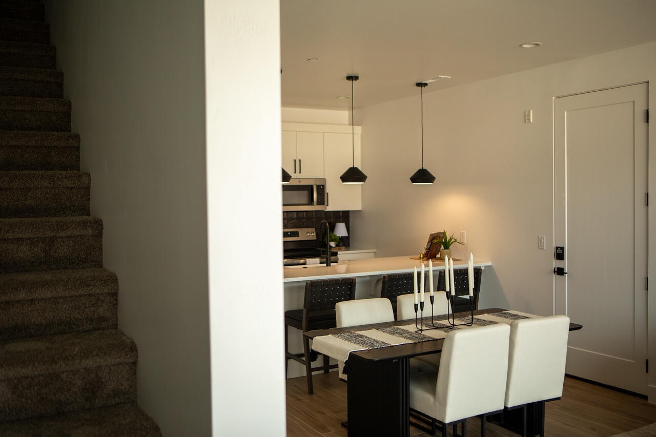 425 W Momori CIR #B1 Kanab, UT 84741 home for sale, MLS#25-267573 - Erika Rogers Photo 17