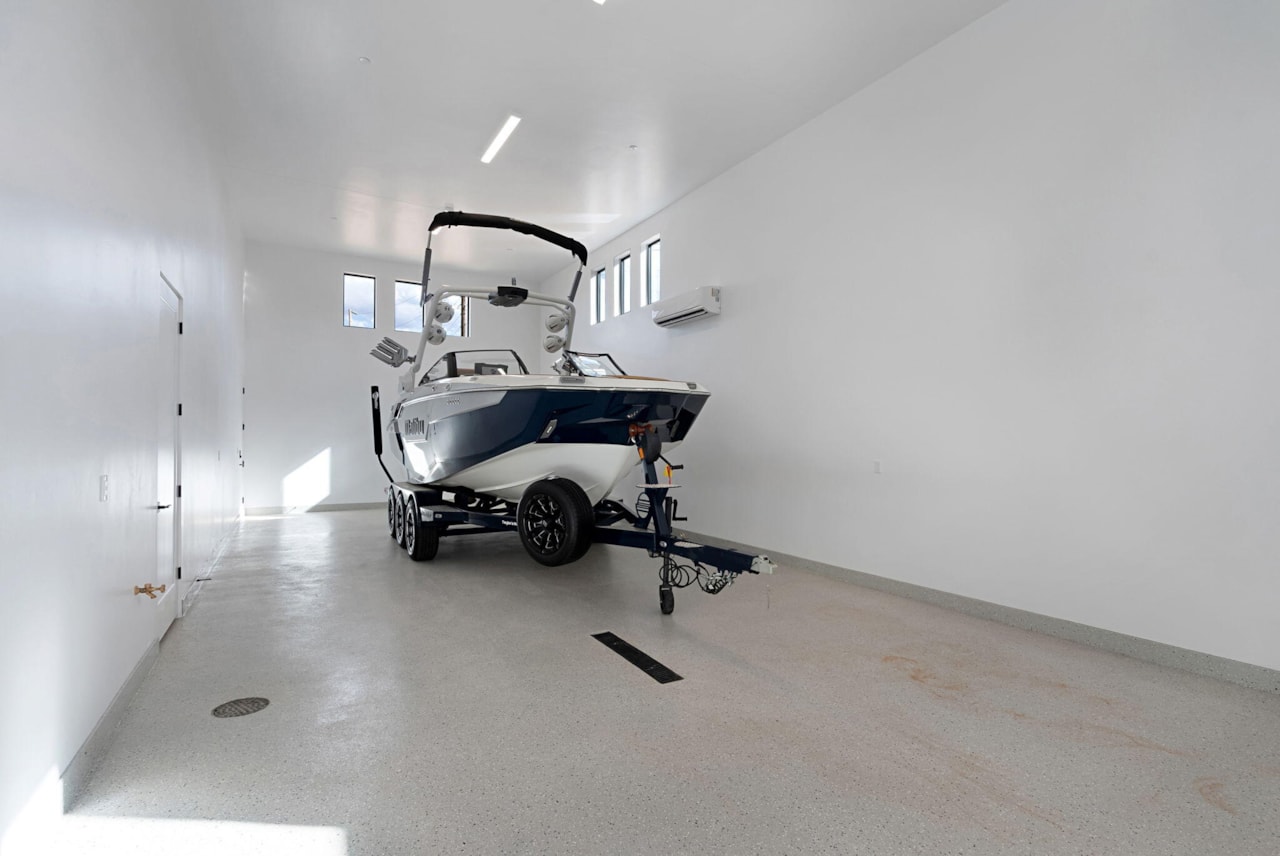 425 W Momori CIR #B1 Kanab, UT 84741 home for sale, MLS#25-267573 - Erika Rogers Photo 37