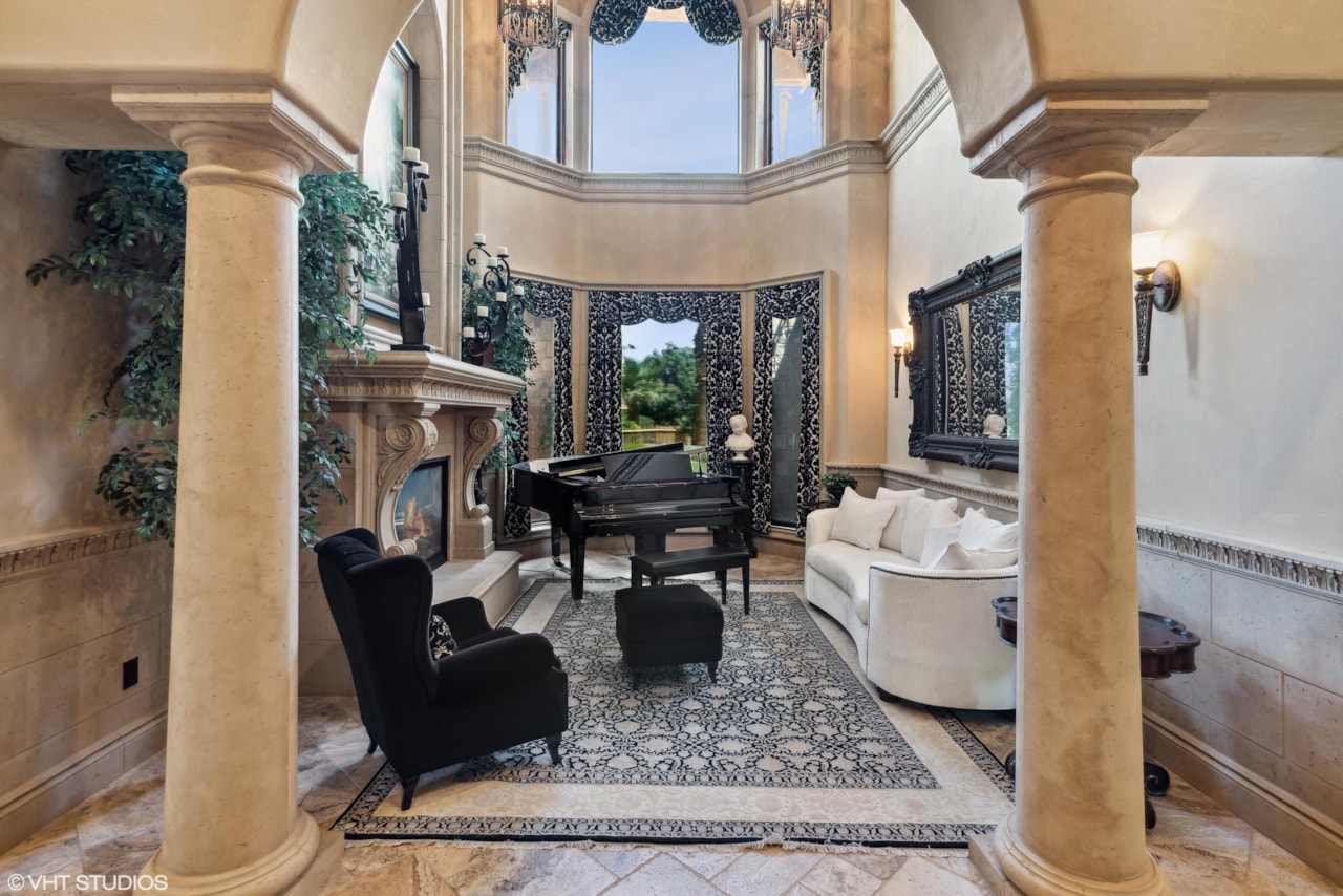 90 W Triple Crown LN Washington, UT 84780 home for sale, MLS#25-267577 - Erika Rogers Photo 6