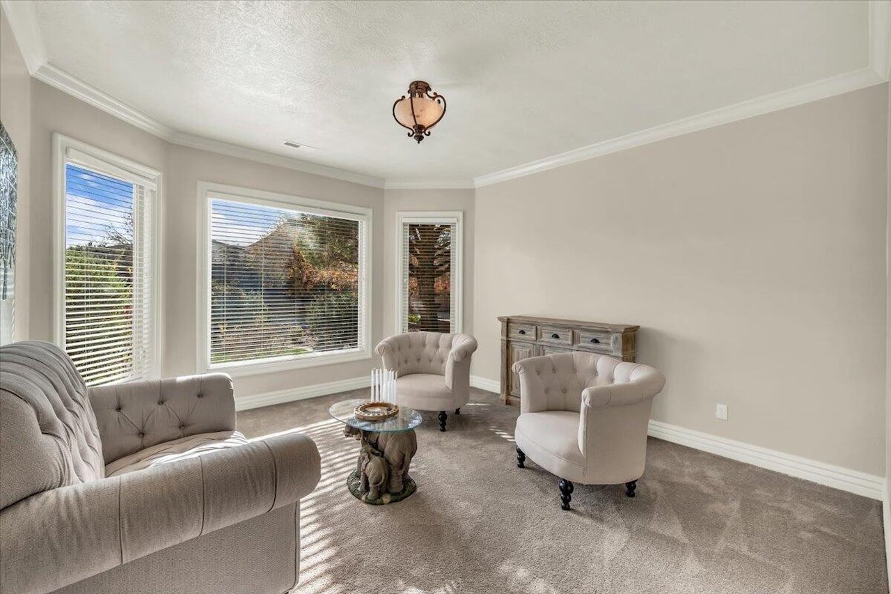 817 E Sonoran DR Washington, UT 84780 home for sale, MLS#25-267576 - Erika Rogers Photo 11