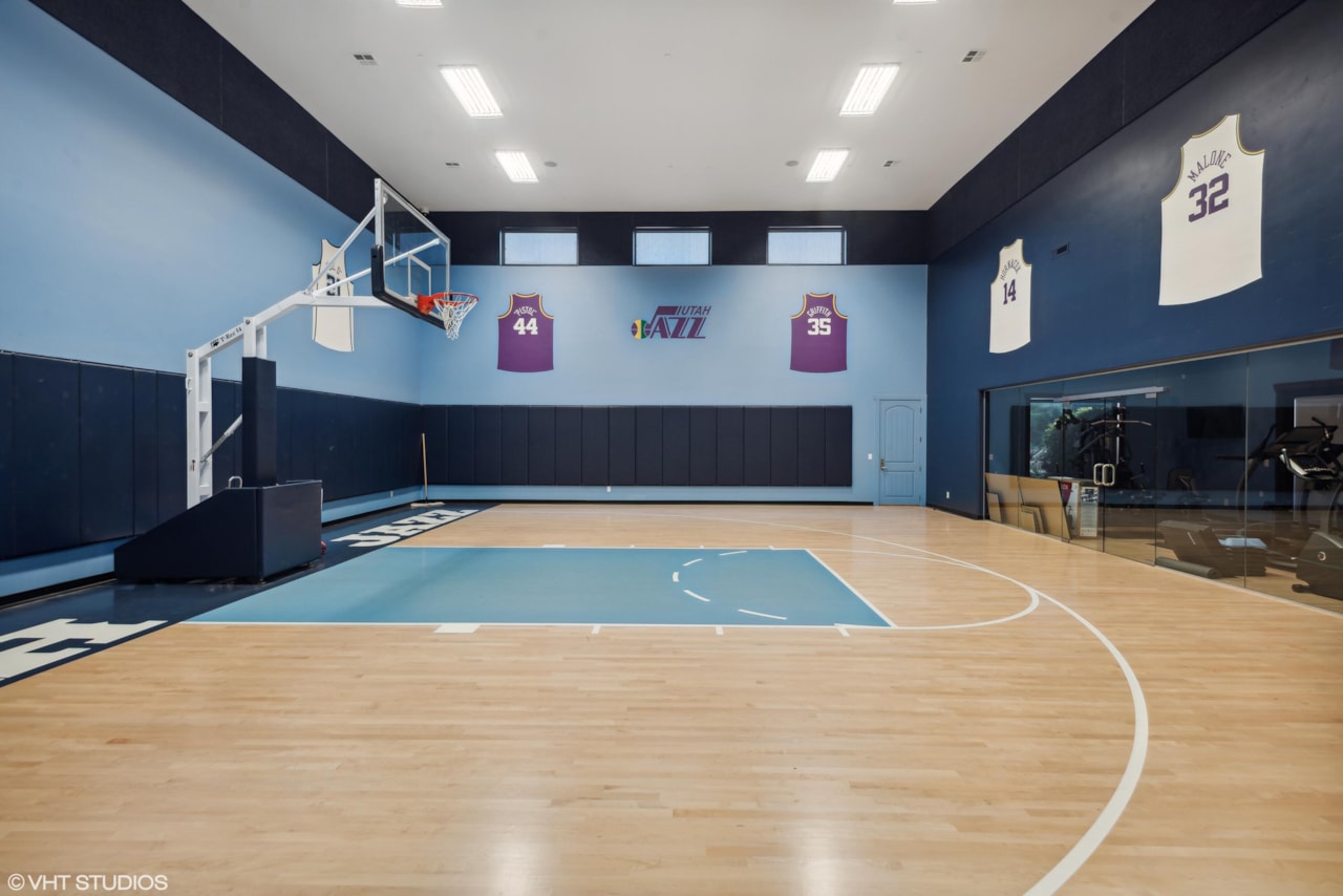 90 W Triple Crown LN Washington, UT 84780 home for sale, MLS#25-267577 - Erika Rogers Photo 25