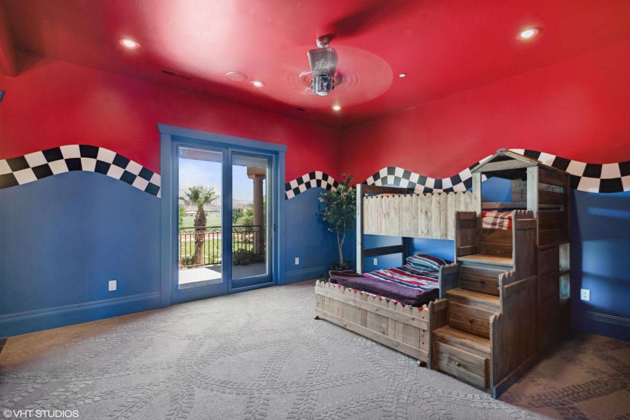 90 W Triple Crown LN Washington, UT 84780 home for sale, MLS#25-267577 - Erika Rogers Photo 30