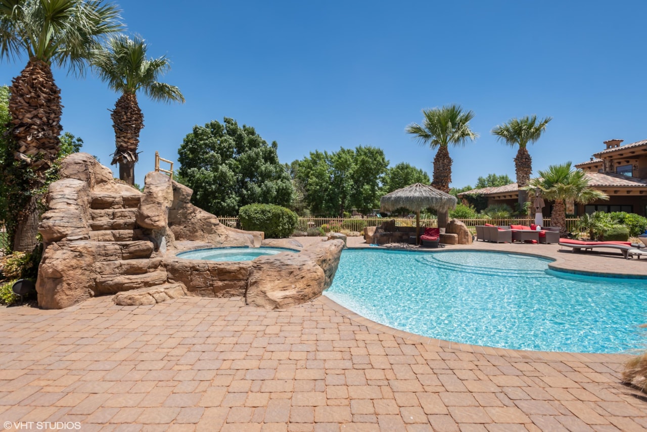 90 W Triple Crown LN Washington, UT 84780 home for sale, MLS#25-267577 - Erika Rogers Photo 44