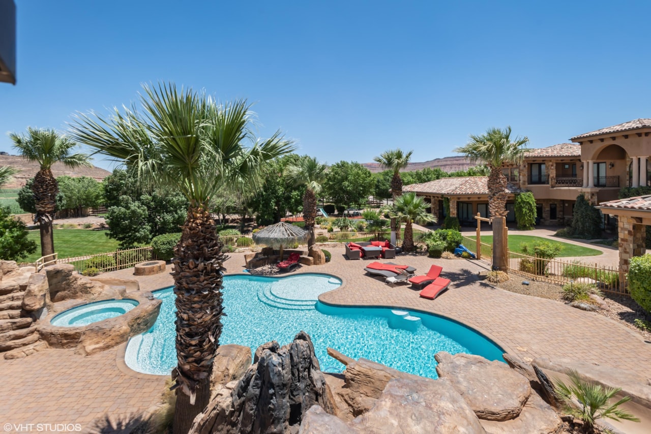 90 W Triple Crown LN Washington, UT 84780 home for sale, MLS#25-267577 - Erika Rogers Photo 45