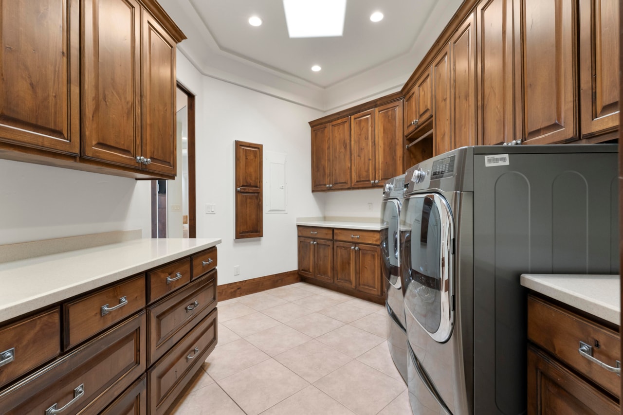 2763 Chaco Trl St George, UT 84770 home for sale, MLS#25-264336 - Erika Rogers Photo 21