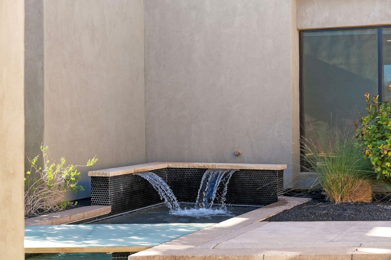 2442 N Kiva Trl St George, UT 84770 home for sale, MLS#25-267578 - Erika Rogers Photo 11