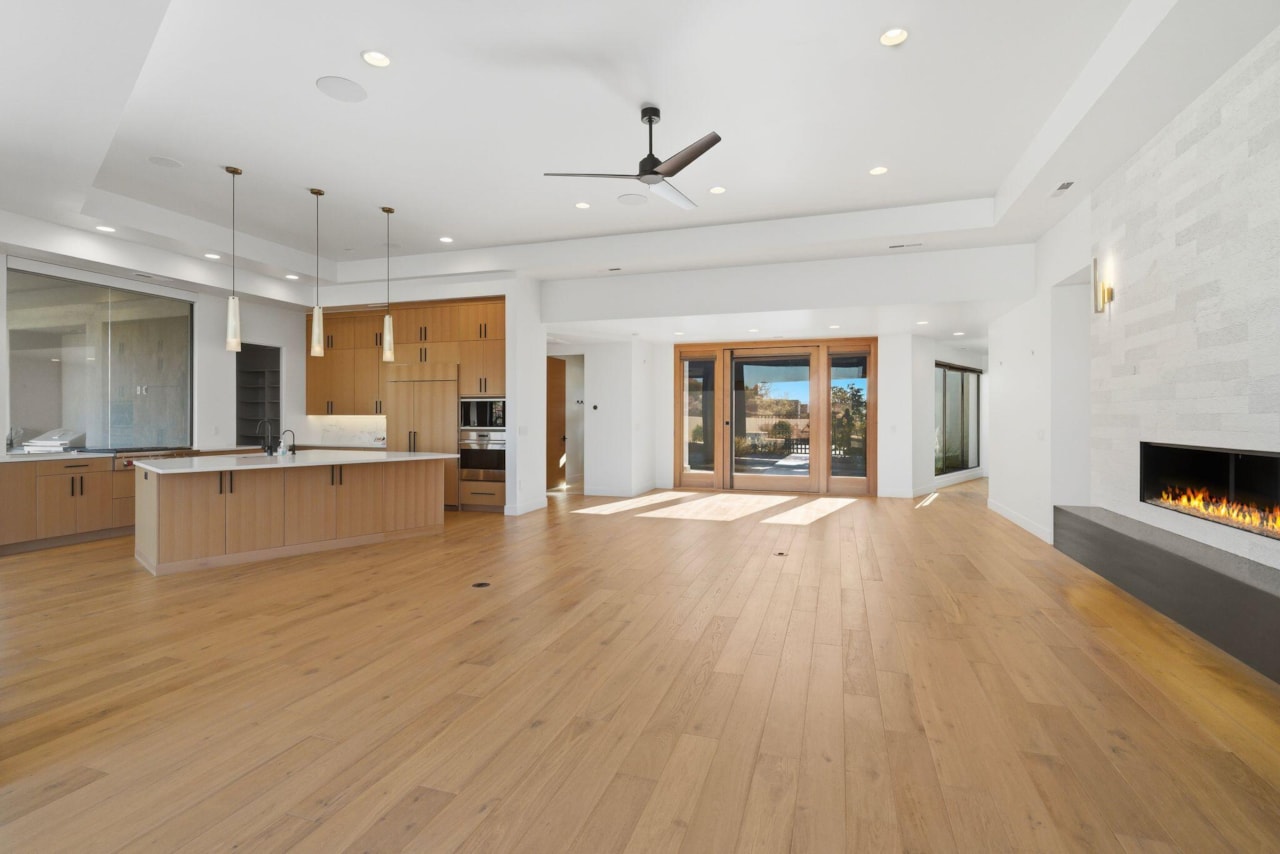 2442 N Kiva Trl St George, UT 84770 home for sale, MLS#25-267578 - Erika Rogers Photo 15