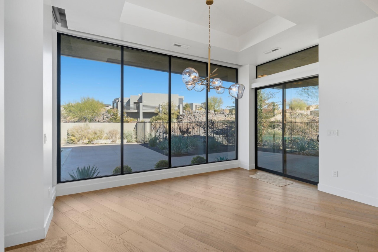 2442 N Kiva Trl St George, UT 84770 home for sale, MLS#25-267578 - Erika Rogers Photo 17