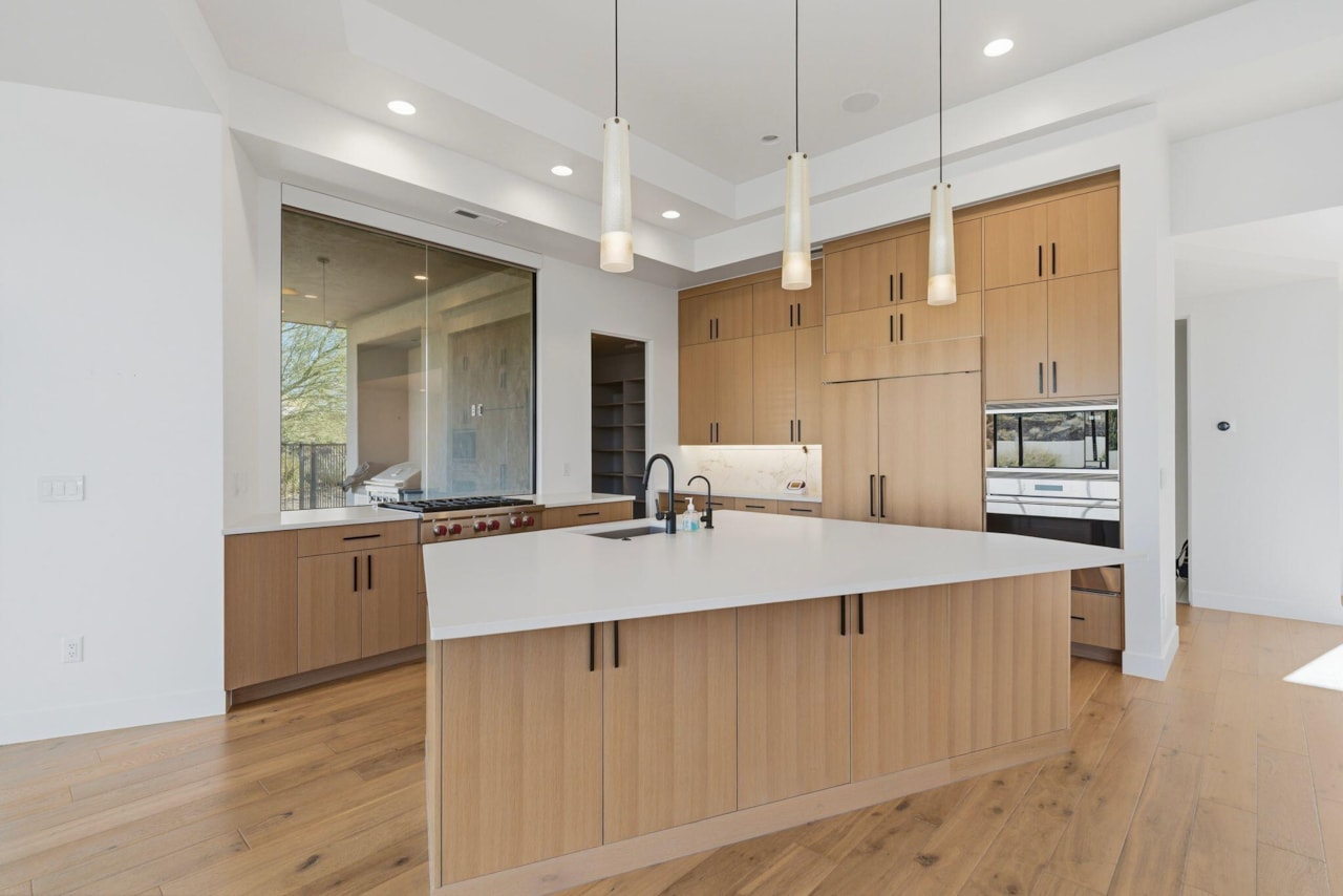 2442 N Kiva Trl St George, UT 84770 home for sale, MLS#25-267578 - Erika Rogers Photo 20