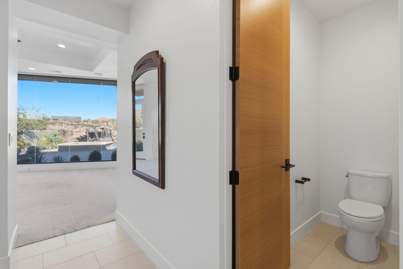 2442 N Kiva Trl St George, UT 84770 home for sale, MLS#25-267578 - Erika Rogers Photo 30