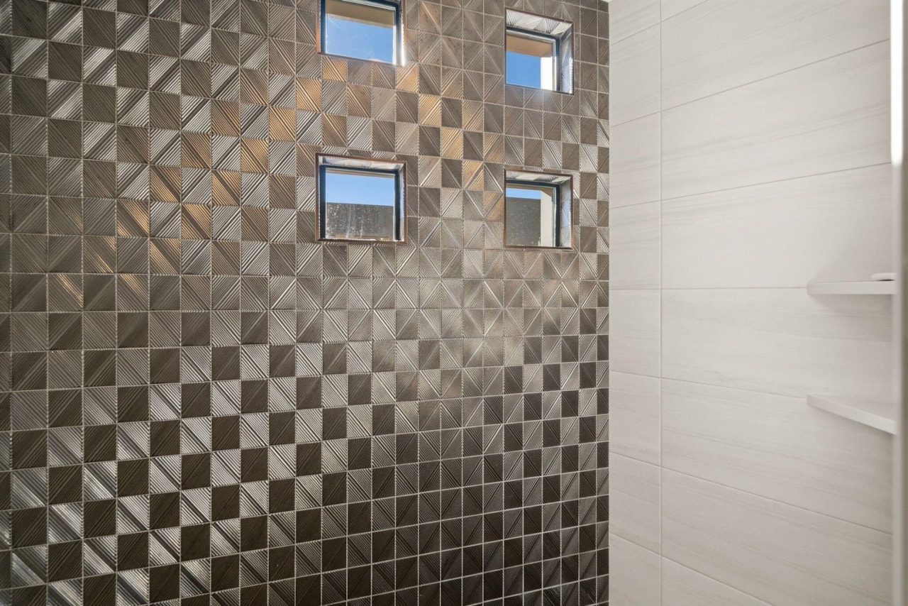 2442 N Kiva Trl St George, UT 84770 home for sale, MLS#25-267578 - Erika Rogers Photo 34