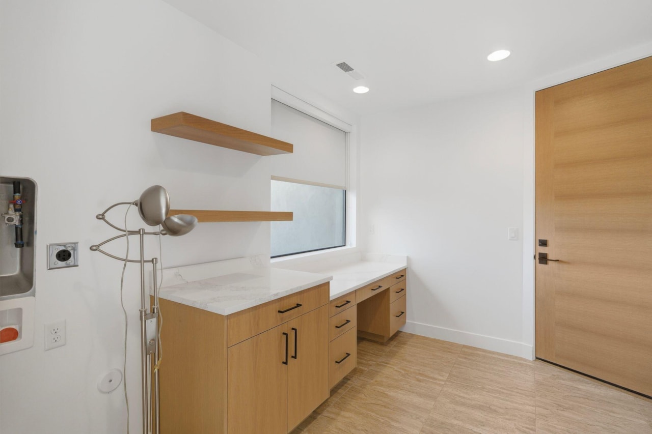 2442 N Kiva Trl St George, UT 84770 home for sale, MLS#25-267578 - Erika Rogers Photo 42