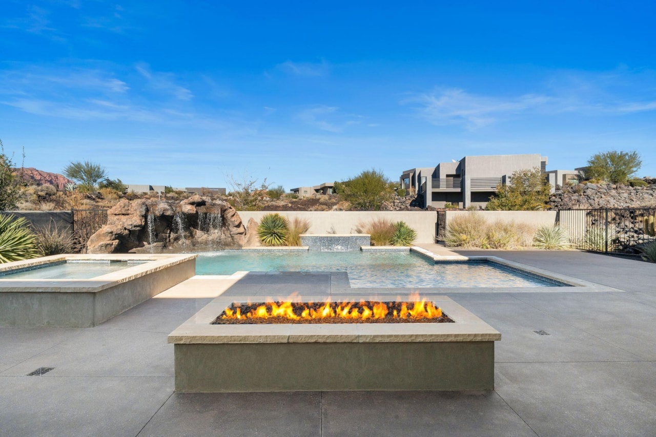 2442 N Kiva Trl St George, UT 84770 home for sale, MLS#25-267578 - Erika Rogers Photo 53