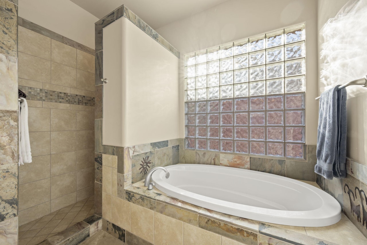 2590 Pioneer Parkway #UNIT 3 Santa Clara, UT 84765 home for sale, MLS#25-267248 - Erika Rogers Photo 20