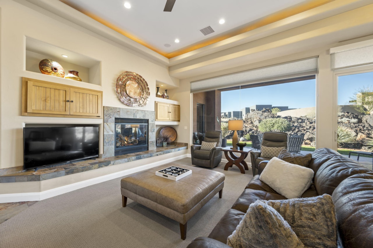 2590 Pioneer Parkway #UNIT 3 Santa Clara, UT 84765 home for sale, MLS#25-267248 - Erika Rogers Photo 6