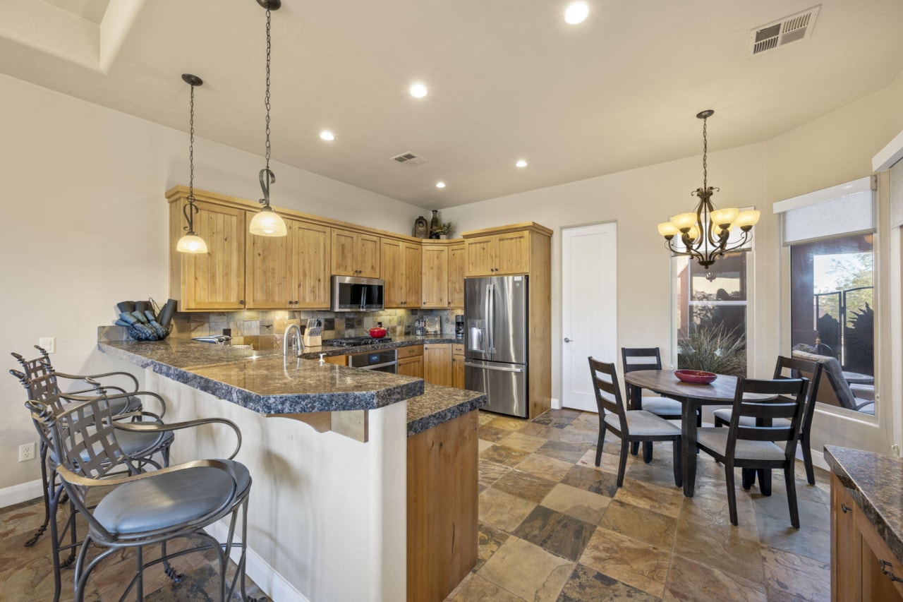 2590 Pioneer Parkway #UNIT 3 Santa Clara, UT 84765 home for sale, MLS#25-267248 - Erika Rogers Photo 11