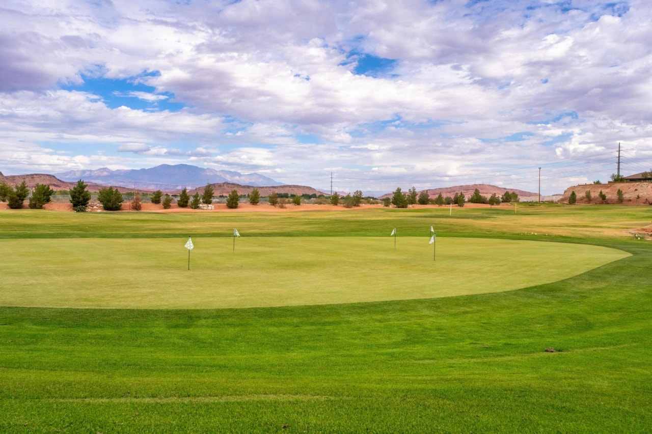 4167 S Airy Hill DR St George, UT 84790 home for sale, MLS#25-267583 - Erika Rogers Photo 5