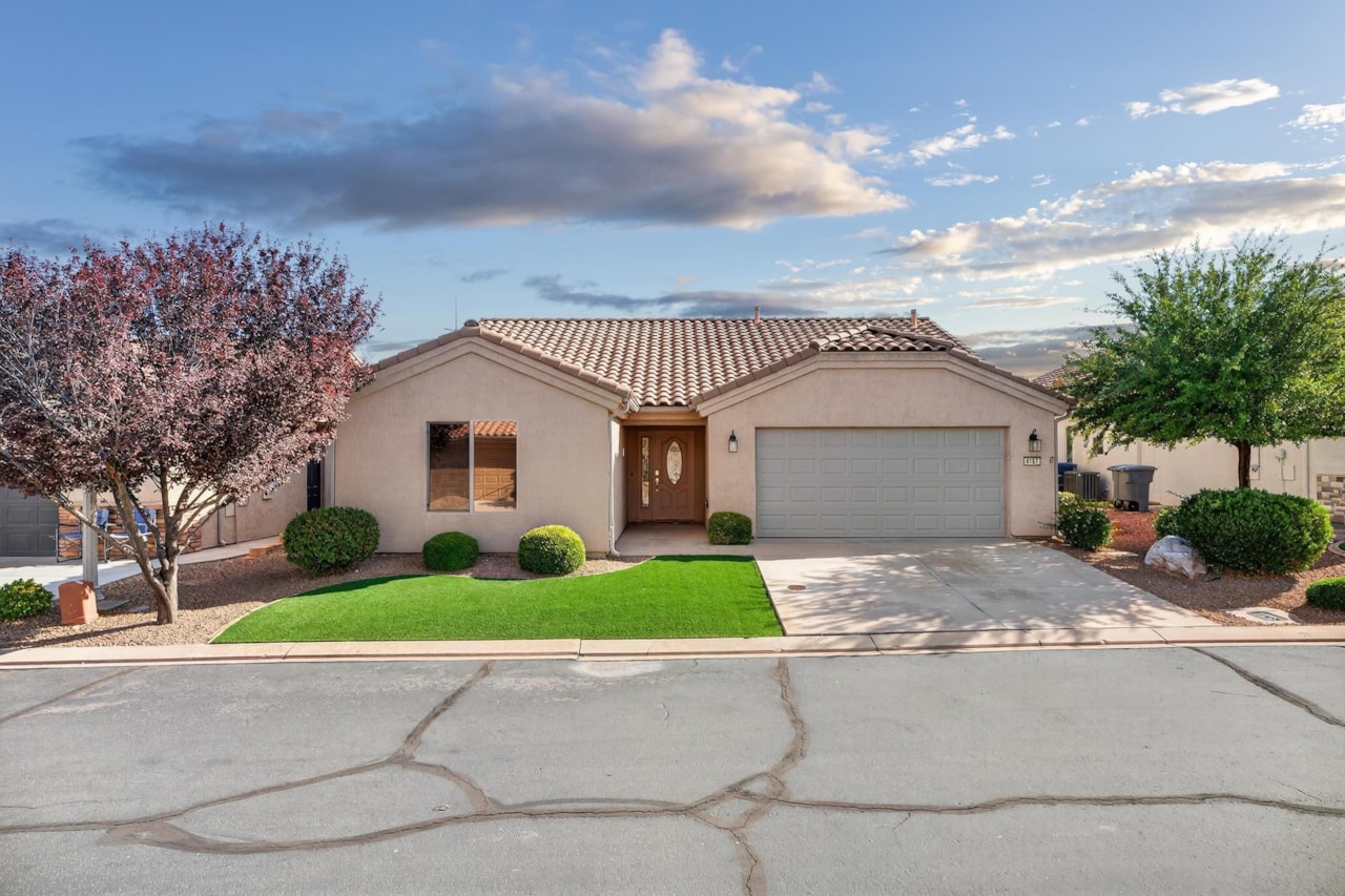 4167 S Airy Hill DR St George, UT 84790 home for sale, MLS#25-267583 - Erika Rogers Photo 8