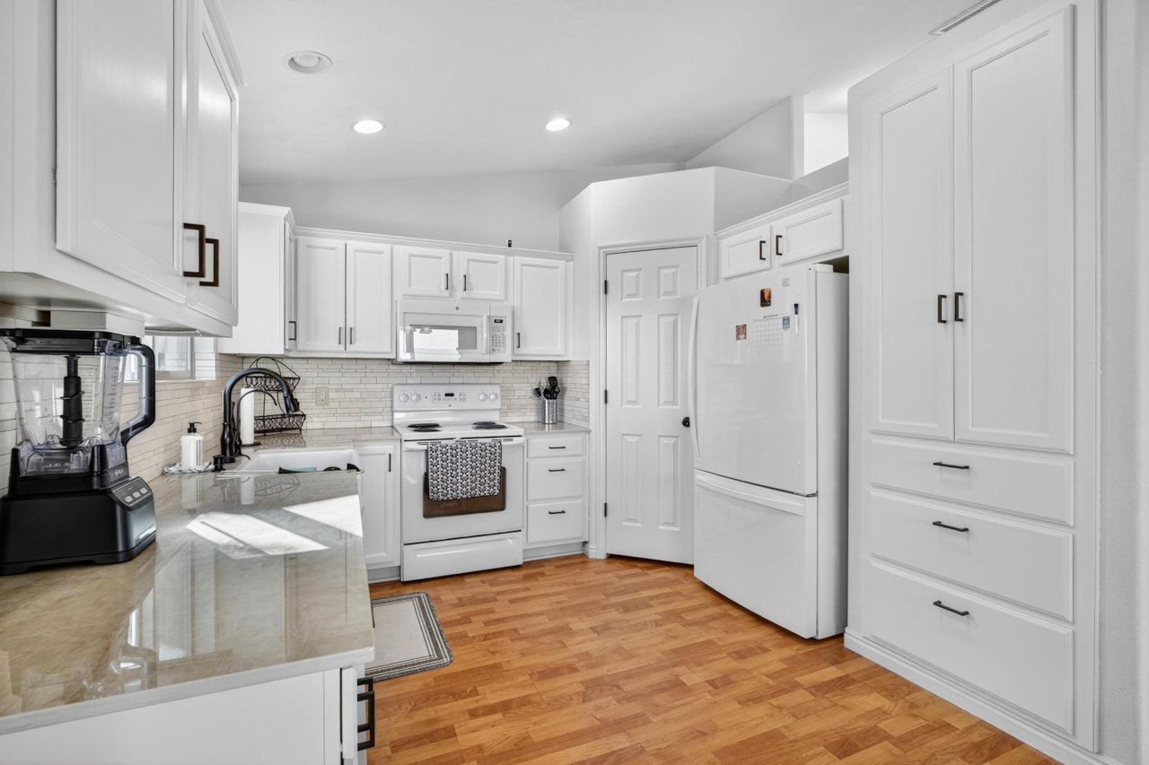 4167 S Airy Hill DR St George, UT 84790 home for sale, MLS#25-267583 - Erika Rogers Photo 14