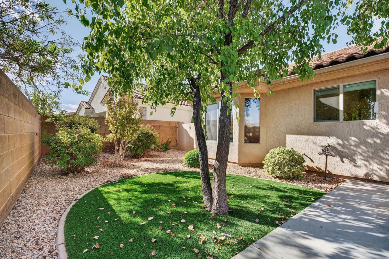 4167 S Airy Hill DR St George, UT 84790 home for sale, MLS#25-267583 - Erika Rogers Photo 35