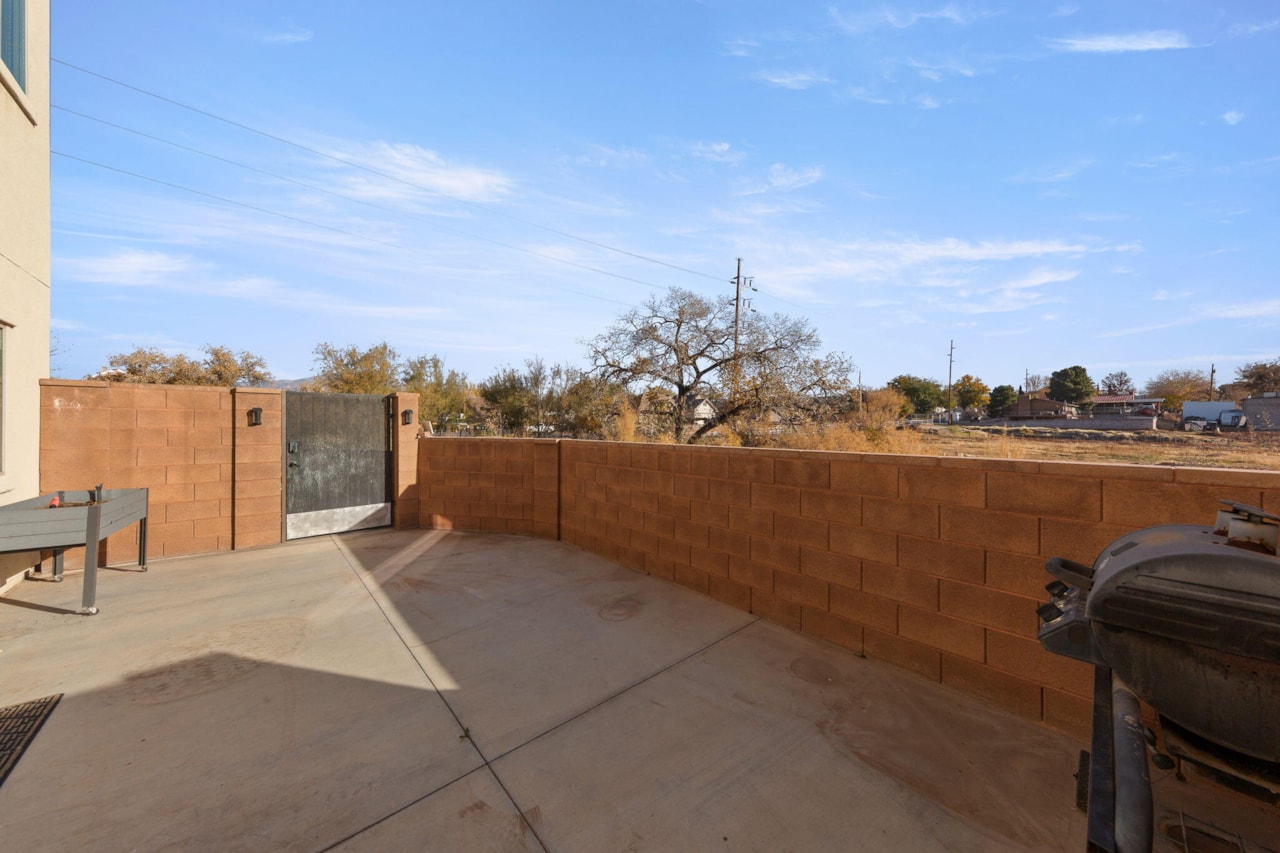 355 W 200 S #109 Washington, UT 84780 home for sale, MLS#25-267584 - Erika Rogers Photo 22