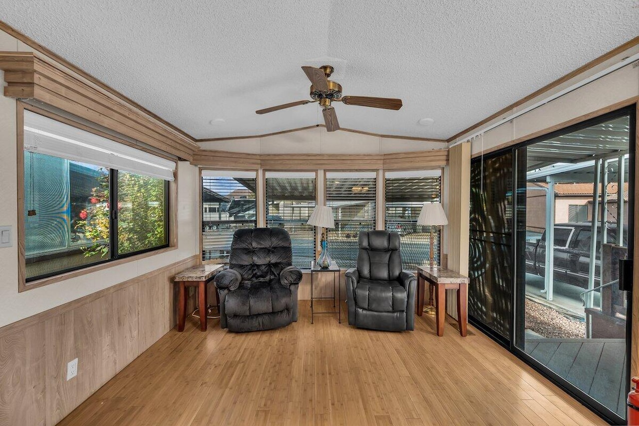 1225 N Dixie Downs RD #86 St George, UT 84770 home for sale, MLS#25-267589 - Erika Rogers Photo 3