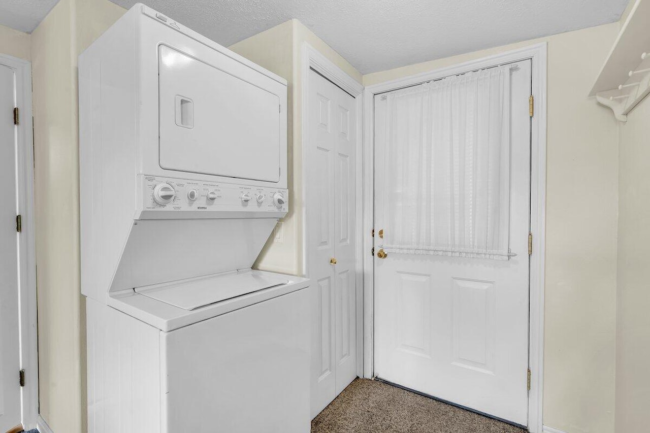 1225 N Dixie Downs RD #86 St George, UT 84770 home for sale, MLS#25-267589 - Erika Rogers Photo 12