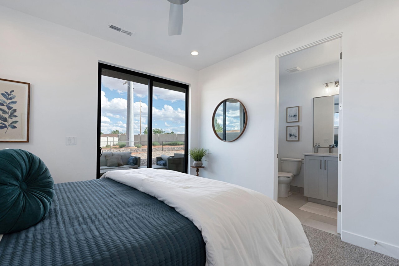 425 W Momori CIR #B2 Kanab, UT 84741 home for sale, MLS#25-267595 - Erika Rogers Photo 19