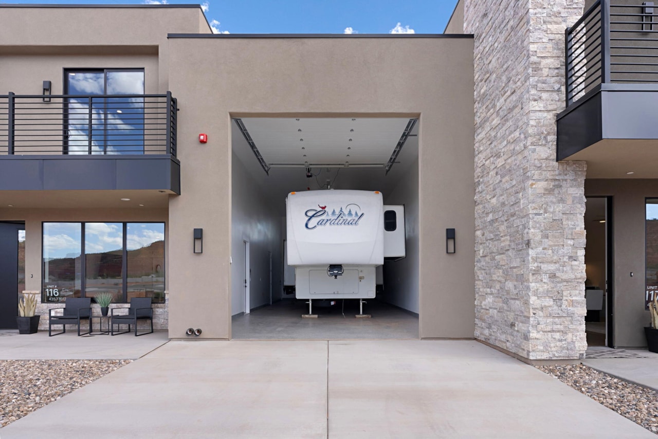 425 W Momori CIR #B2 Kanab, UT 84741 home for sale, MLS#25-267595 - Erika Rogers Photo 31