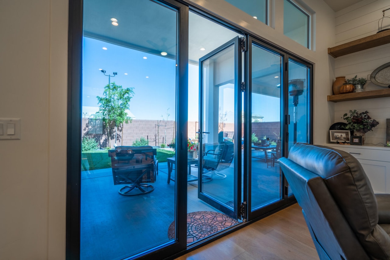 2027 S 3040 E  E St George, UT 84790 home for sale, MLS#25-267598 - Erika Rogers Photo 12