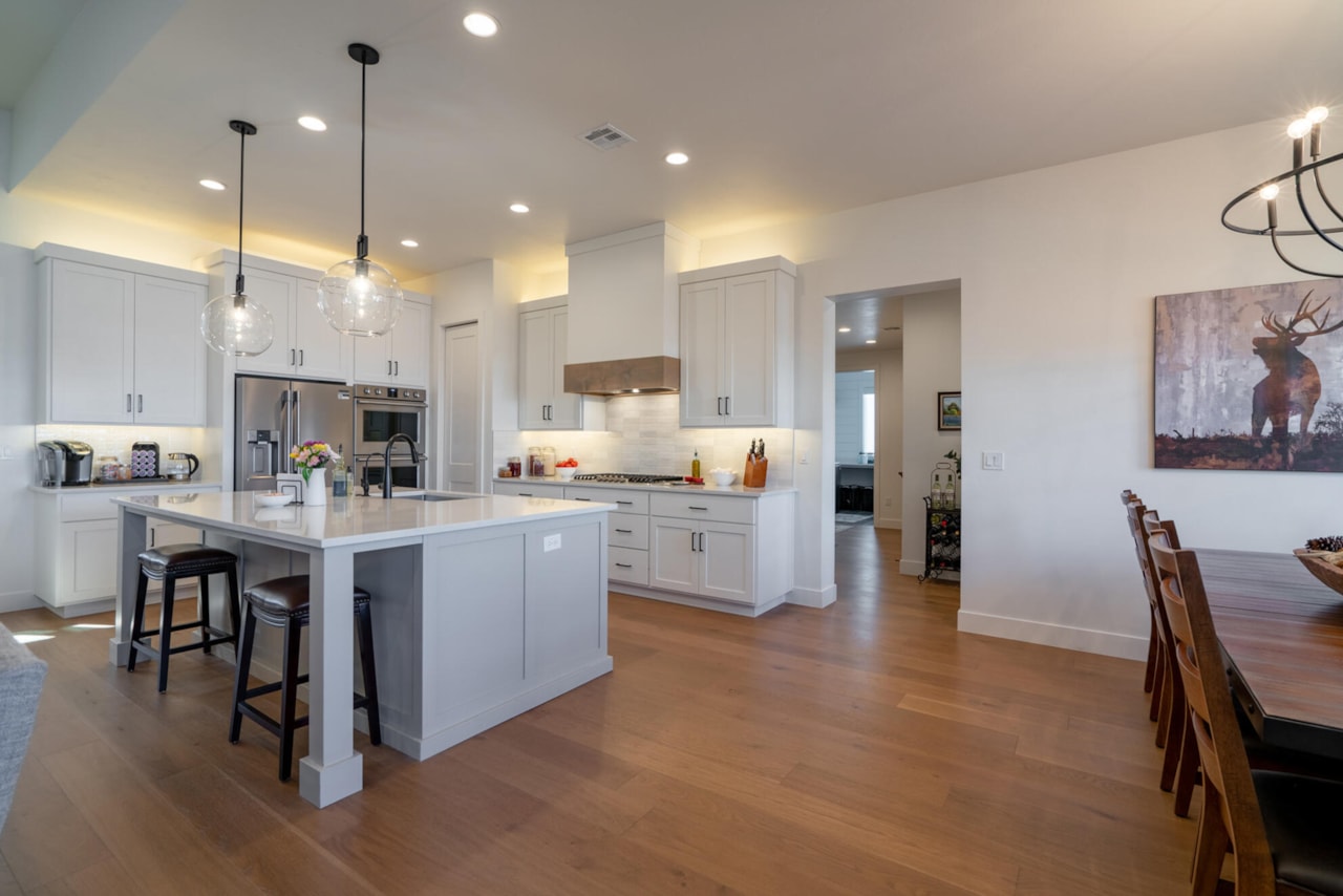 2027 S 3040 E  E St George, UT 84790 home for sale, MLS#25-267598 - Erika Rogers Photo 13