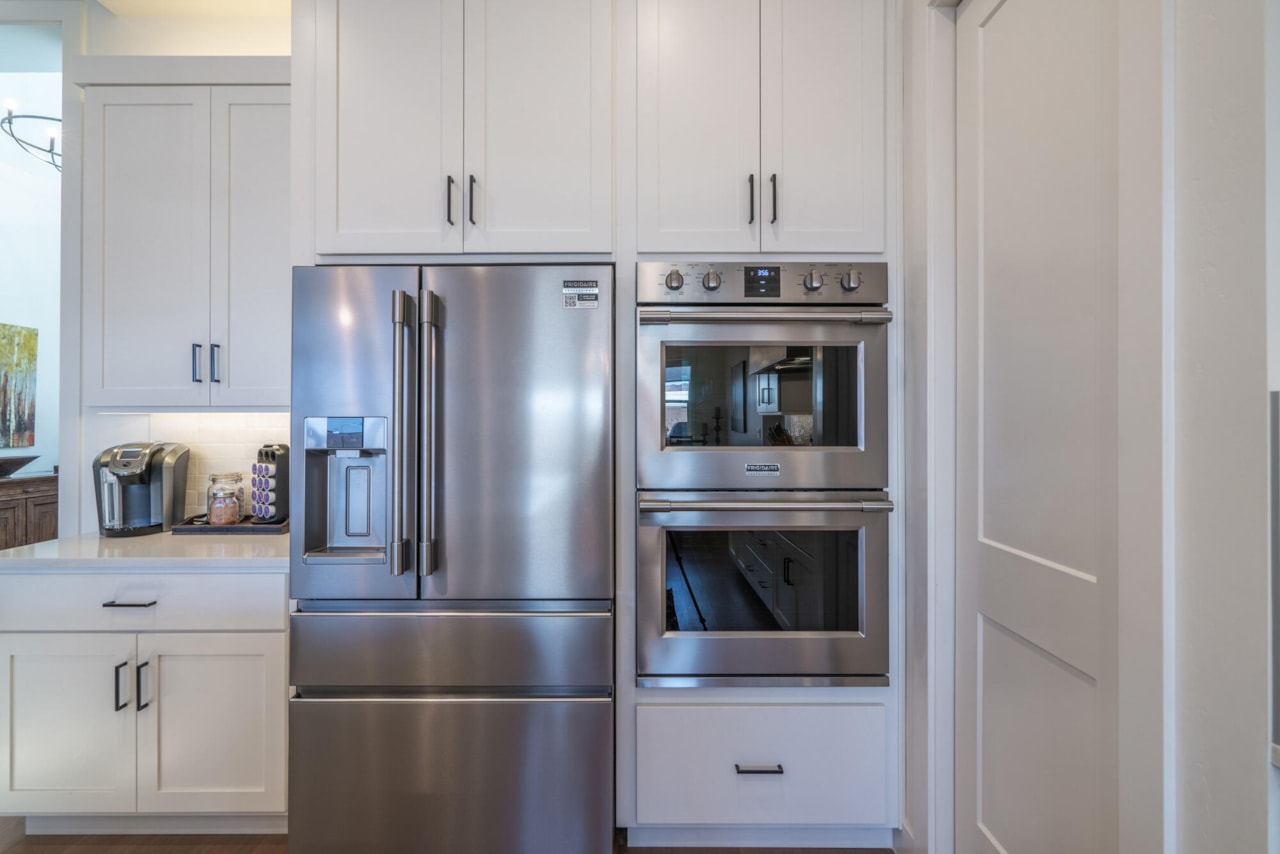 2027 S 3040 E  E St George, UT 84790 home for sale, MLS#25-267598 - Erika Rogers Photo 16