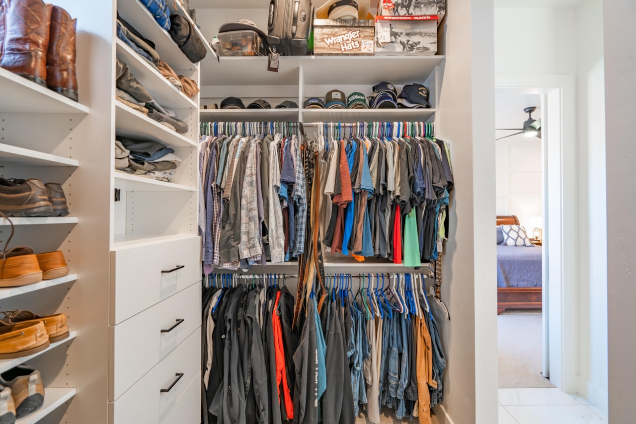 2027 S 3040 E  E St George, UT 84790 home for sale, MLS#25-267598 - Erika Rogers Photo 32