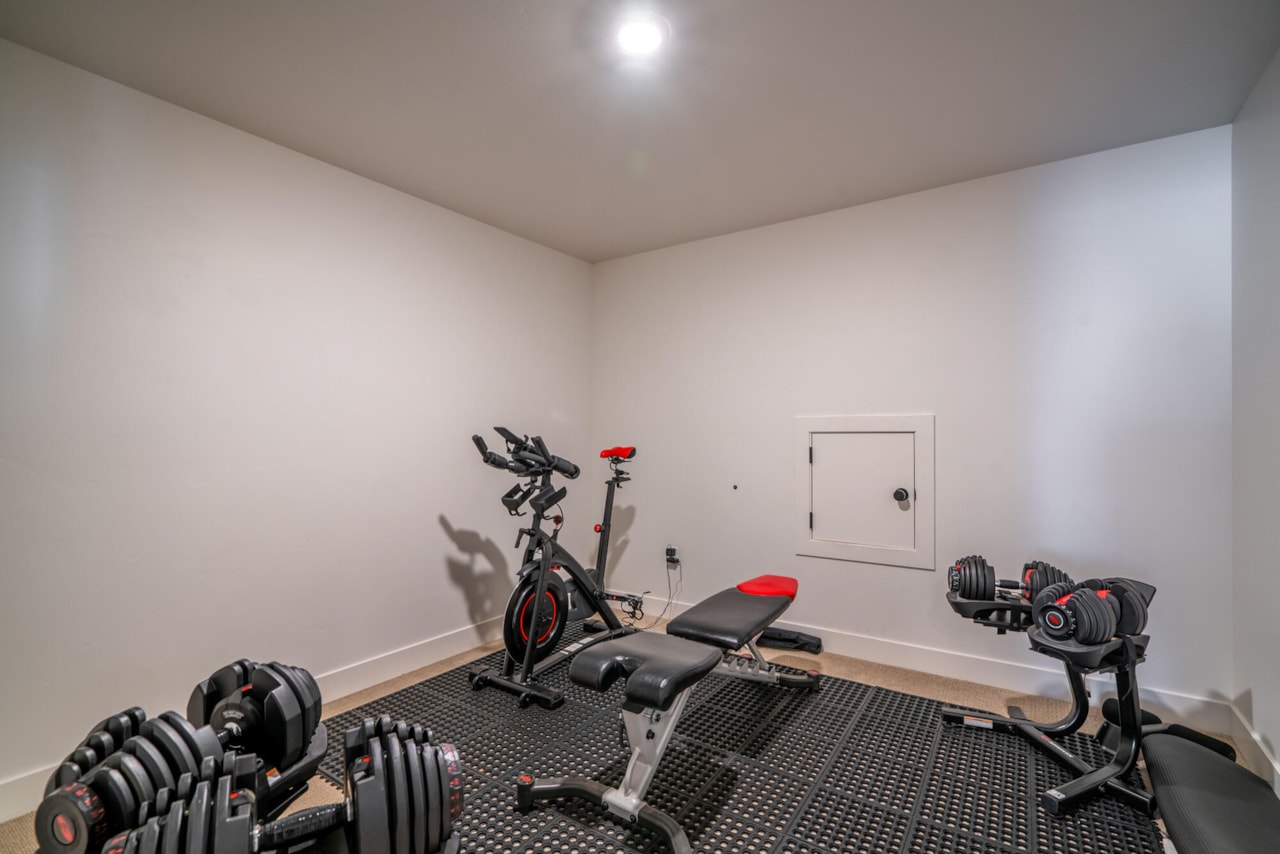 2027 S 3040 E  E St George, UT 84790 home for sale, MLS#25-267598 - Erika Rogers Photo 57