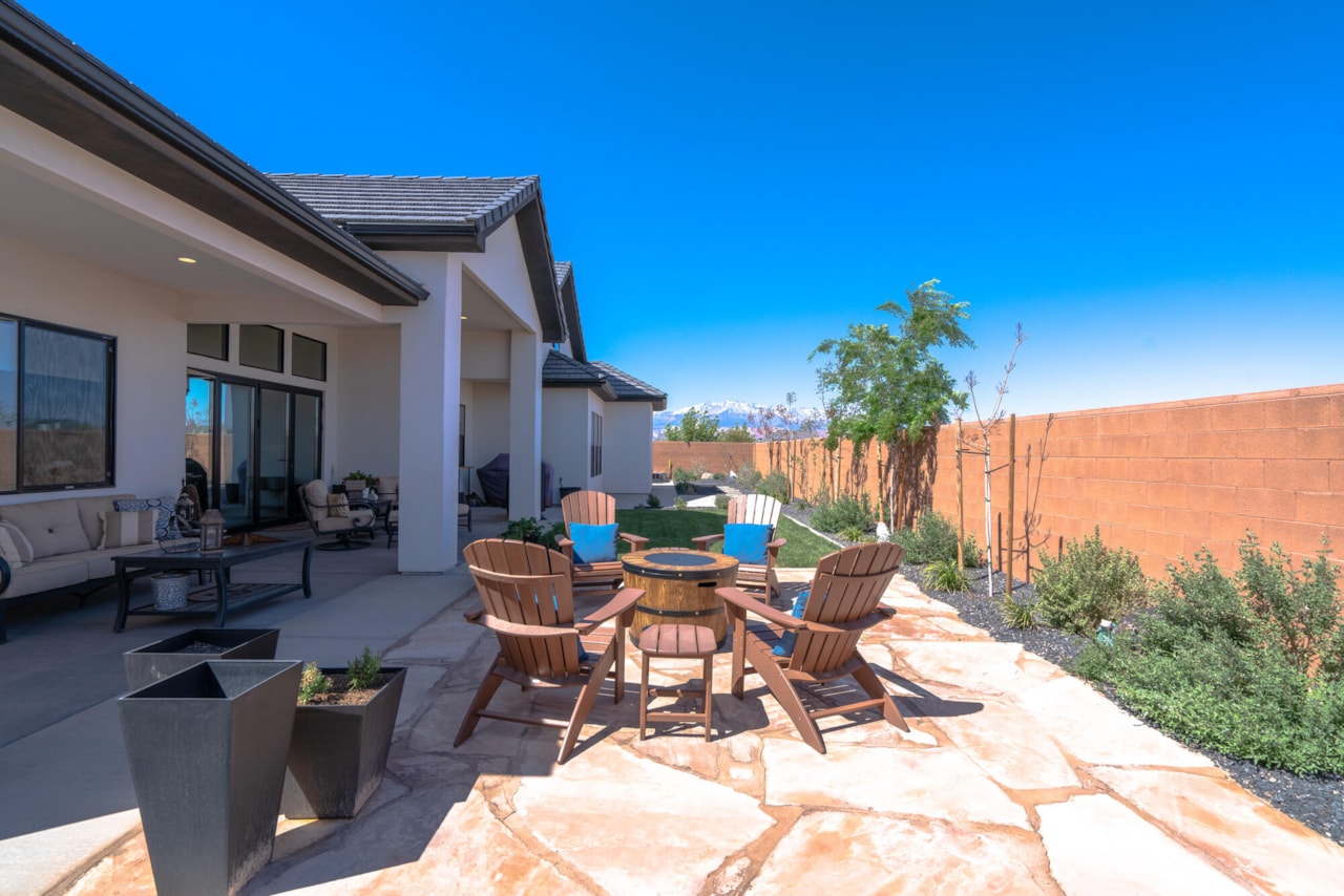 2027 S 3040 E  E St George, UT 84790 home for sale, MLS#25-267598 - Erika Rogers Photo 64