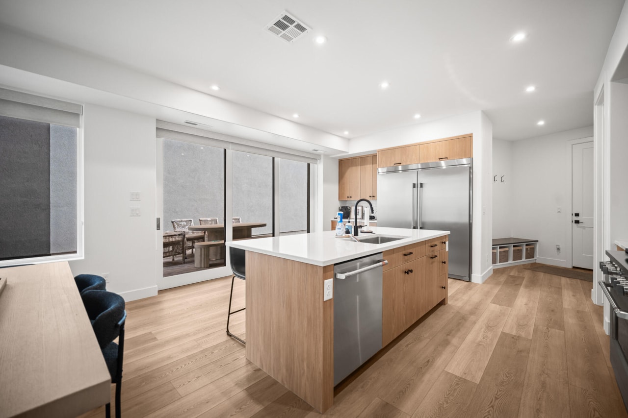 756 W Saphire LN St George, UT 84790 home for sale, MLS#25-267603 - Erika Rogers Photo 7