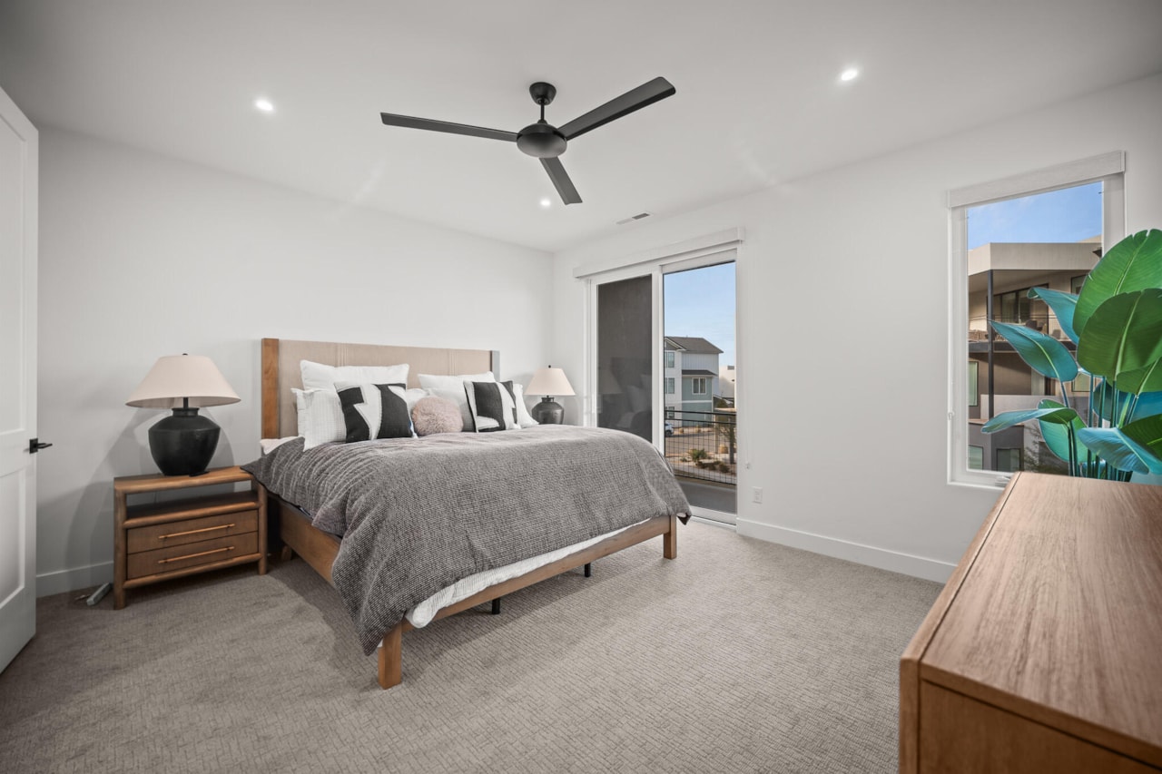 756 W Saphire LN St George, UT 84790 home for sale, MLS#25-267603 - Erika Rogers Photo 21