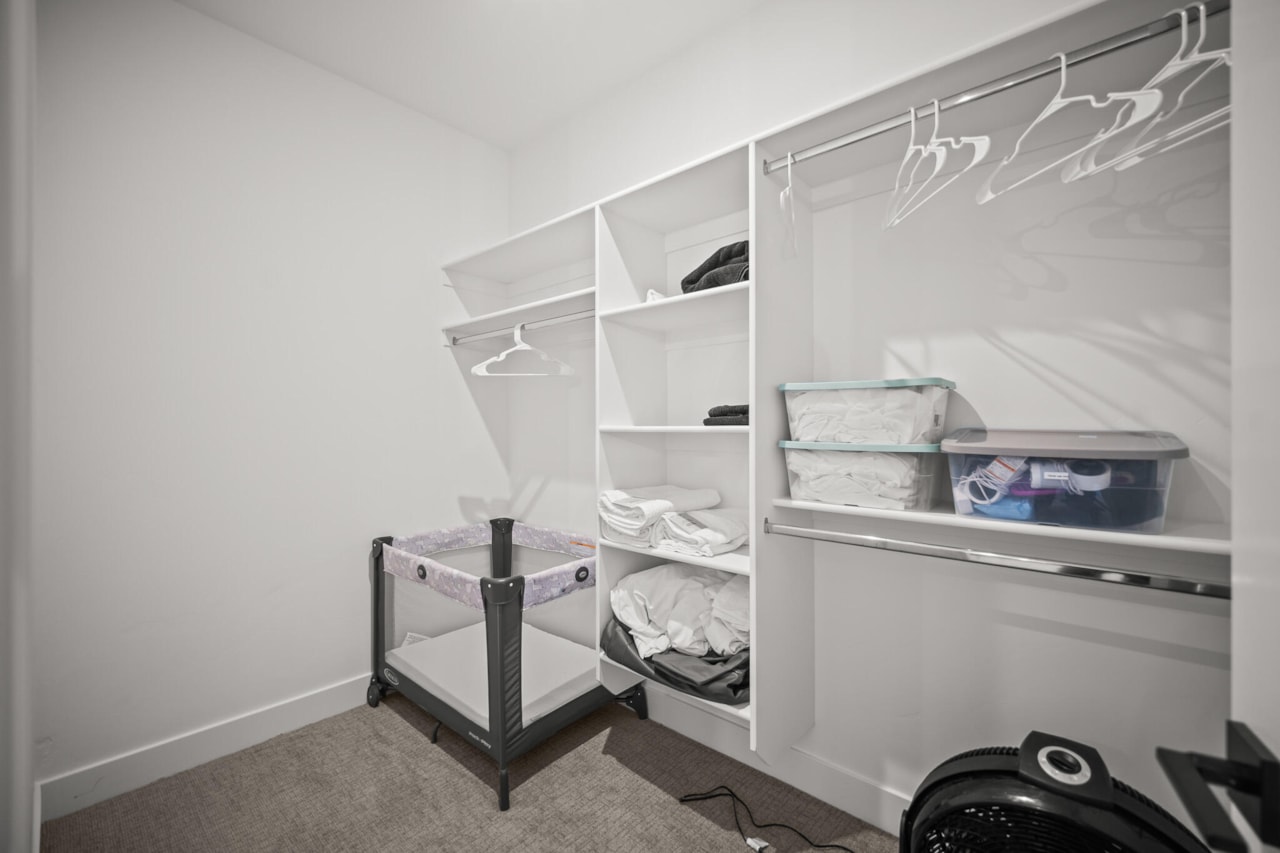 756 W Saphire LN St George, UT 84790 home for sale, MLS#25-267603 - Erika Rogers Photo 24