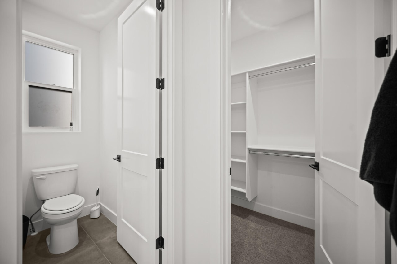 756 W Saphire LN St George, UT 84790 home for sale, MLS#25-267603 - Erika Rogers Photo 28