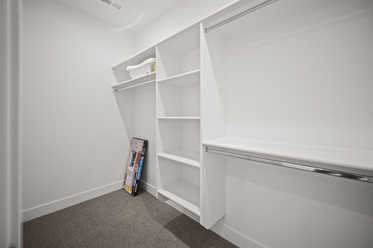 756 W Saphire LN St George, UT 84790 home for sale, MLS#25-267603 - Erika Rogers Photo 29