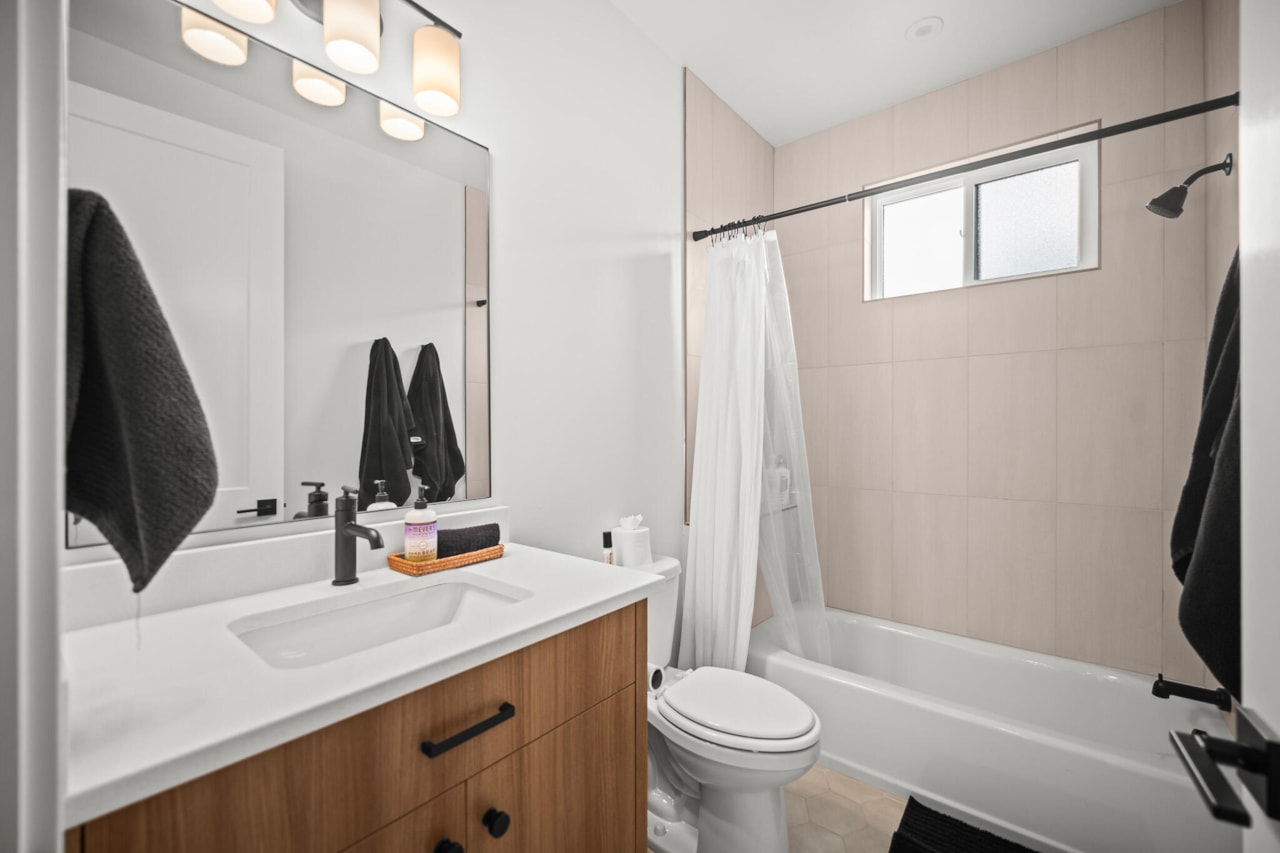 756 W Saphire LN St George, UT 84790 home for sale, MLS#25-267603 - Erika Rogers Photo 46