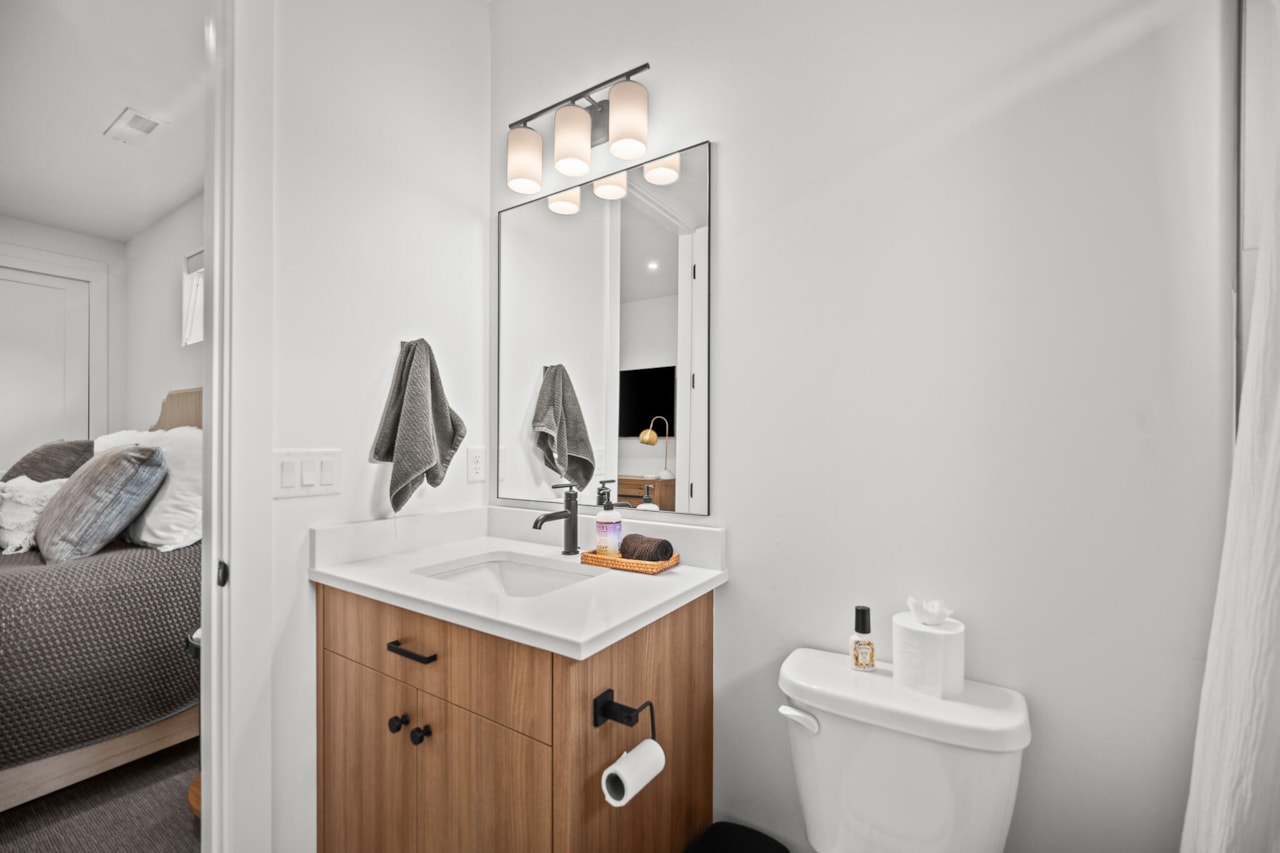 756 W Saphire LN St George, UT 84790 home for sale, MLS#25-267603 - Erika Rogers Photo 47