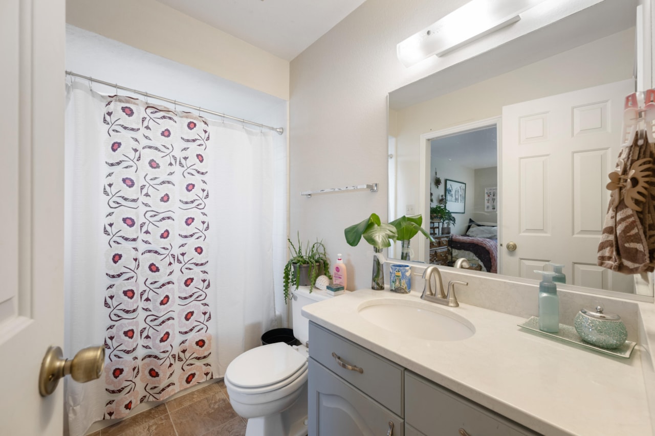 970 E 700  S #12 St George, UT 84790 home for sale, MLS#25-267240 - Erika Rogers Photo 18