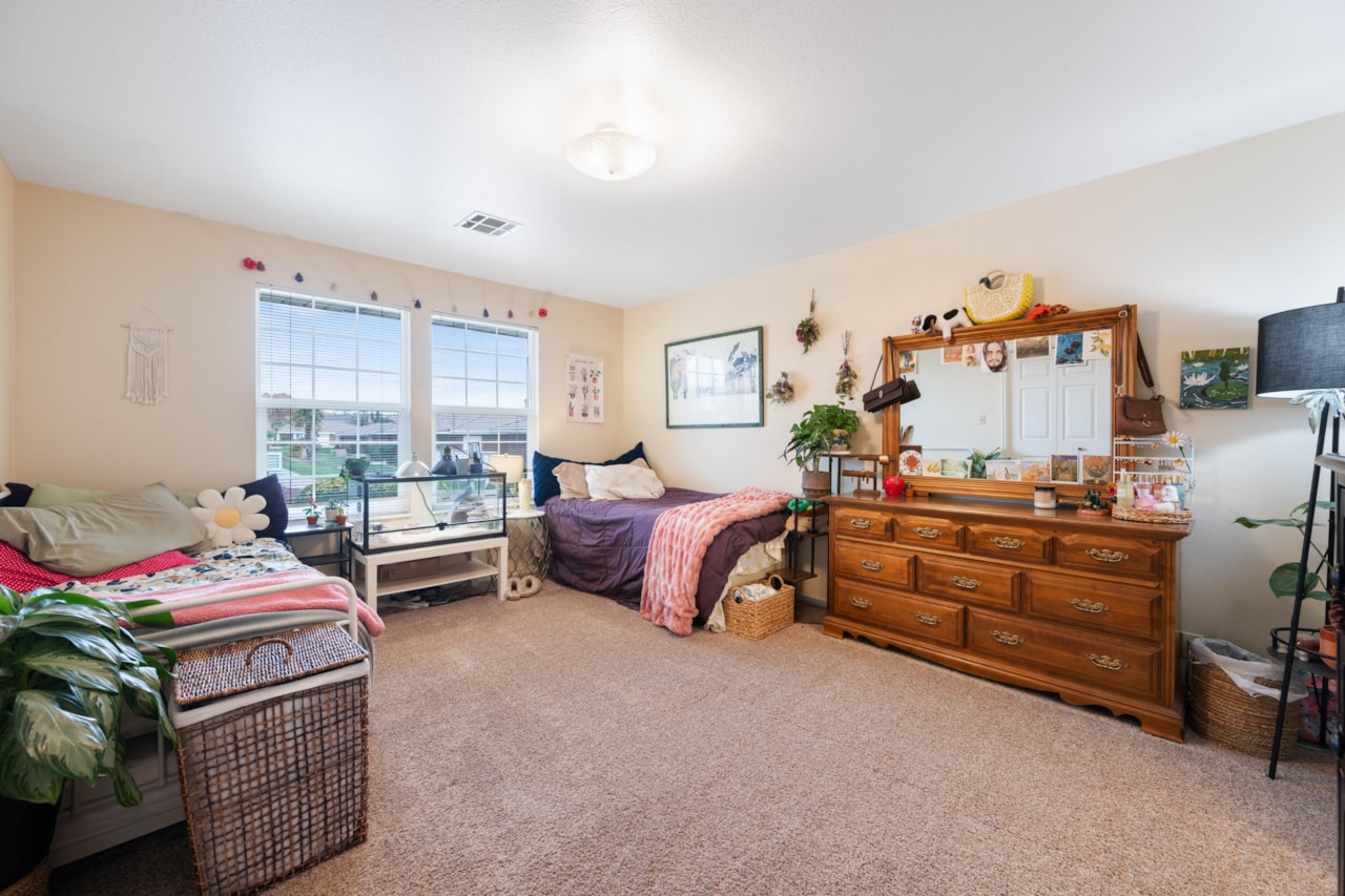 970 E 700  S #12 St George, UT 84790 home for sale, MLS#25-267240 - Erika Rogers Photo 19